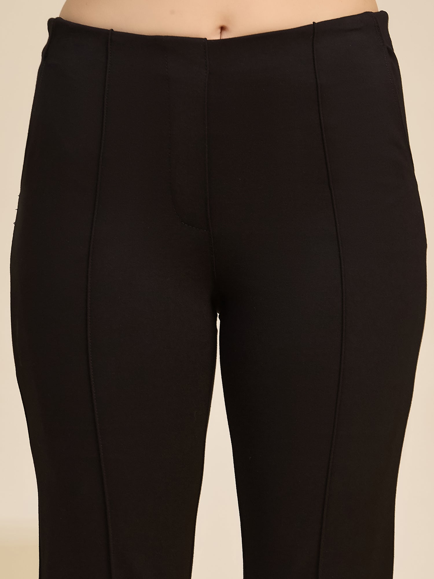 Black Women's High-Rise Ponte Roma Cropped Ankle Pants