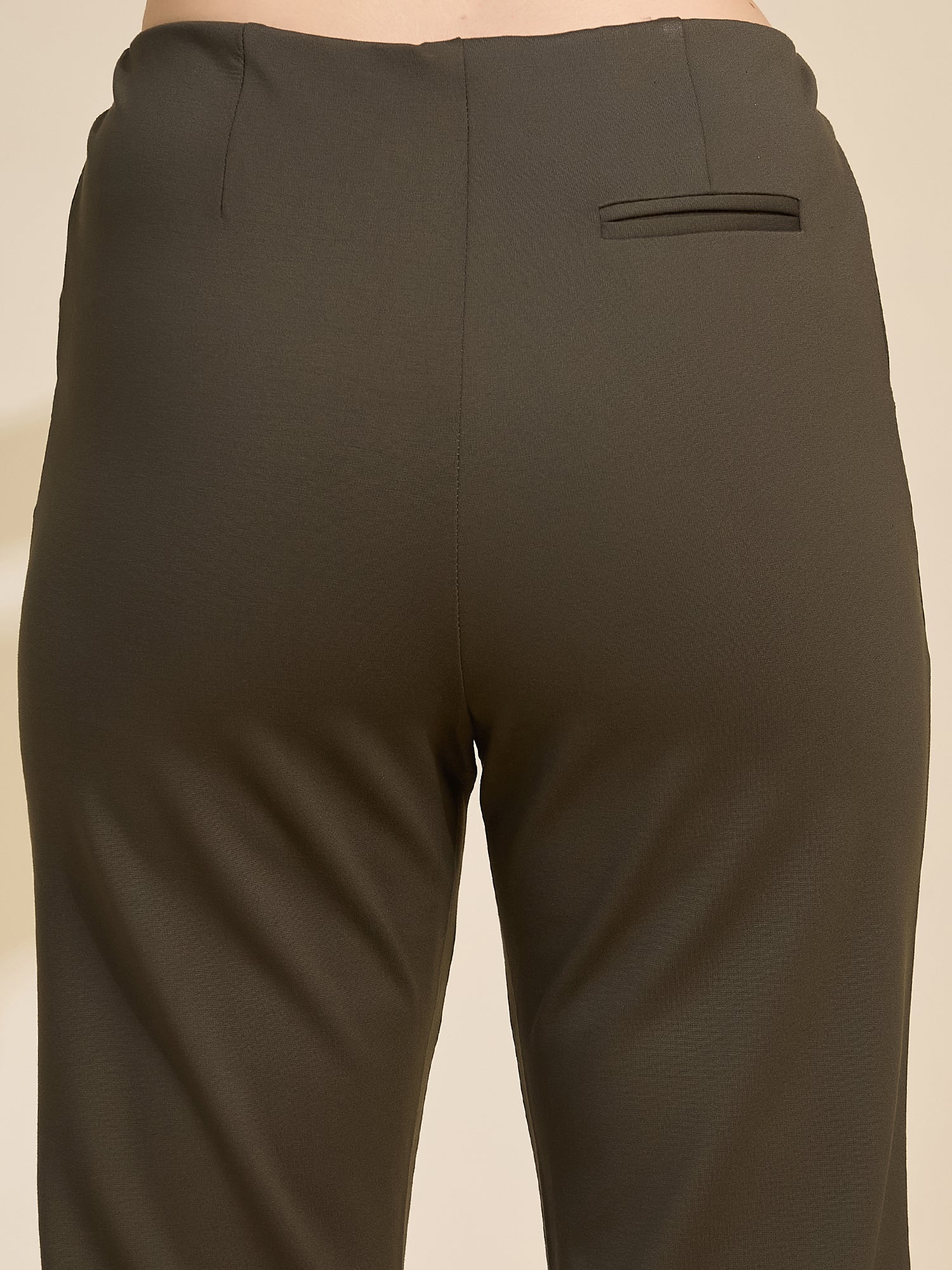 Olive Women's High-Rise Ponte Roma Cropped Ankle Pants