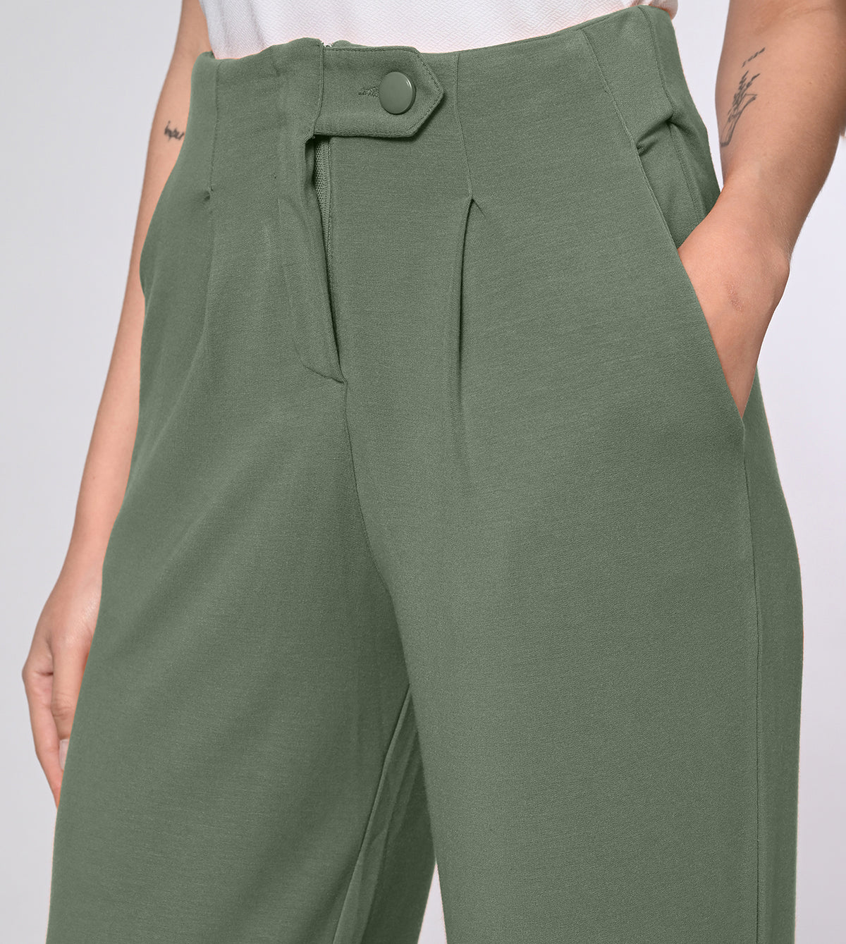 Modal Fleece Pleated Trousers