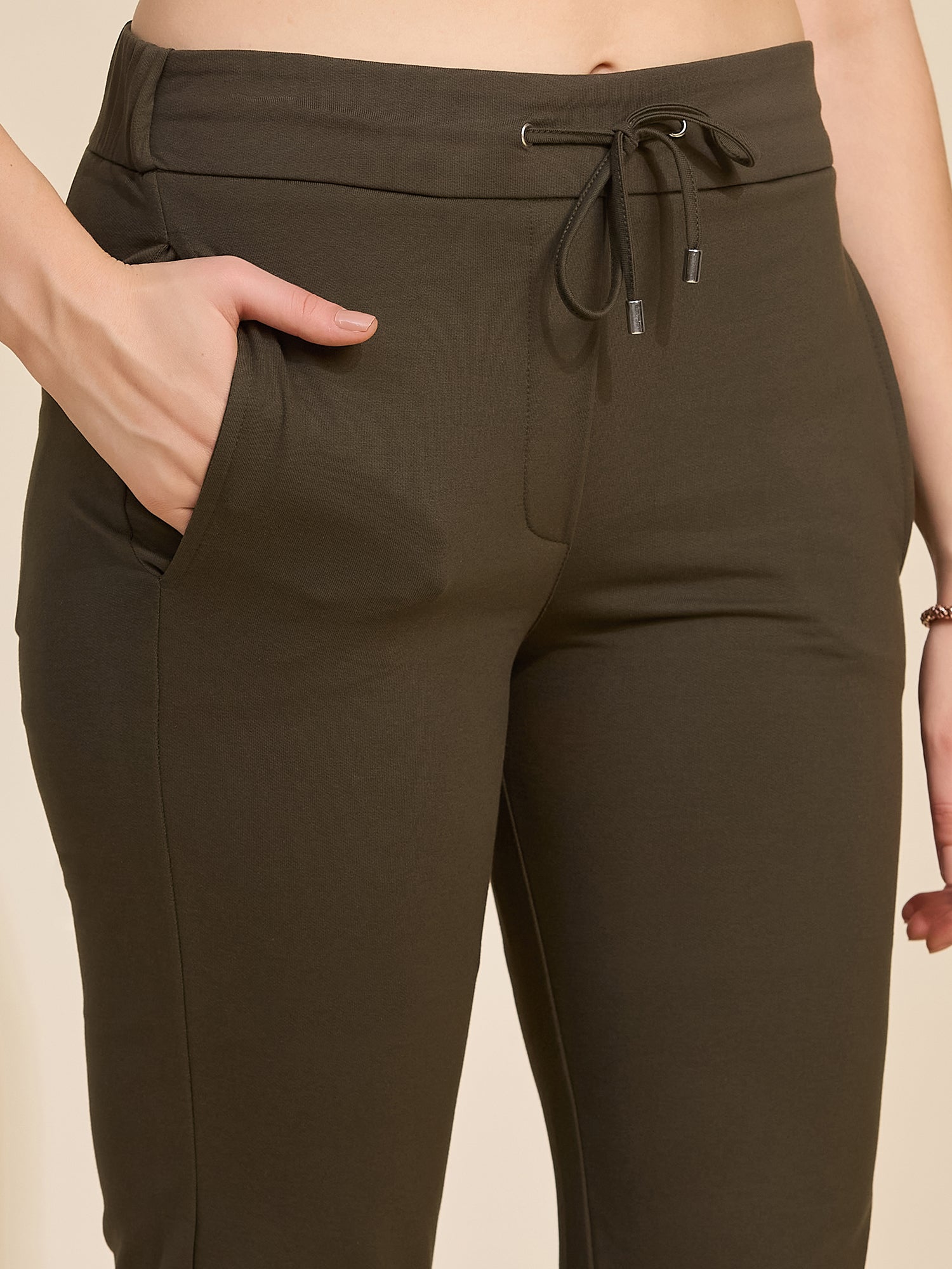 Olive Women's Mid-Rise Drawstring Tarry Pants